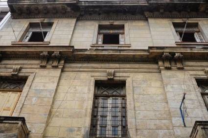 Edificio de la calle Aguiar 305