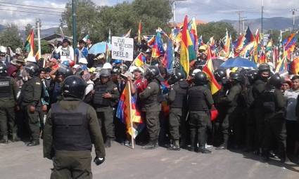 Continúan las manifestaciones en Bolivia