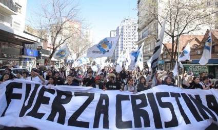 Marcha en solidaridad con Cristina Fernández