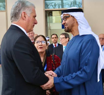 Presidente cubano intercambia con su homólogo de Emiratos Árabes Unidos