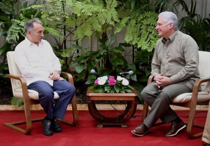 Encuentro del primer secretario del Partido Comunista de Cuba y presidente de la República, Miguel Díaz-Canel, con el secretario general del Partido Comunista Español, Enrique Santiago Romero