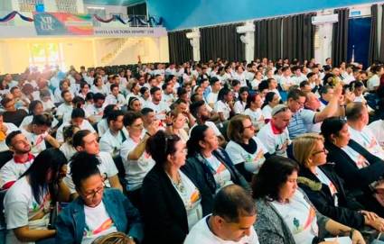 El teatro de la Industria Productora de Utensilios Domésticos acogió la sesión plenaria de la Asamblea Provincial XII Congreso de la UJC