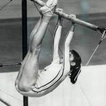 La gimnasta rumana Nadia Comaneci fue la estrella de las Olímpiadas de Montreal 1976