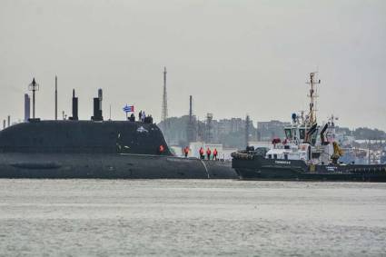 Buques de la Armada de Rusia arriban a Cuba