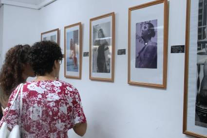 Exposición Colectiva "Identidad desconocida"