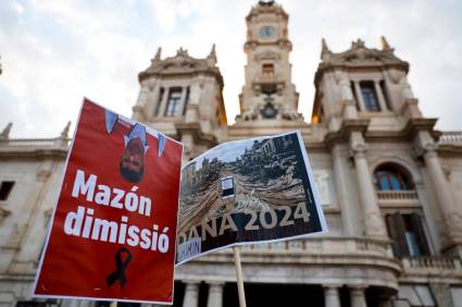 La inoperancia de las autoridades peninsulares ante la catástrofe natural ha provocado la indignación de la ciudadanía valenciana