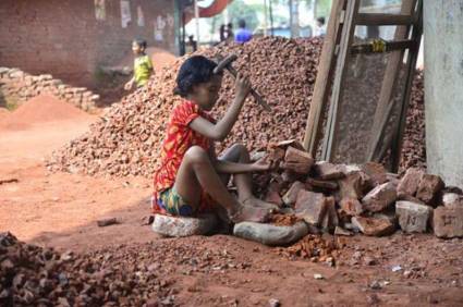 niños trabajando