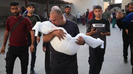 Palestinos en funeral de una niña de 10 años