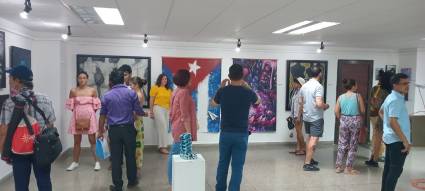 Inauguración del Salón Habana 2024 en la Galería L