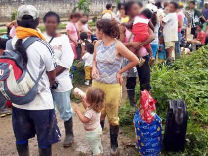 Colombia: muertos y miles de desplazados por violencia