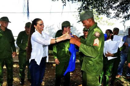 Preparación combativa de la juventud cubana