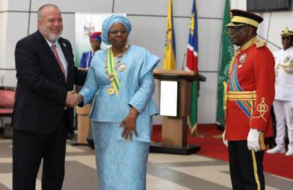 Primer Ministro de Cuba participa en toma de posesión de presidenta de Namibia