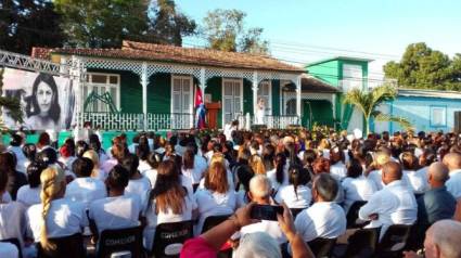 El ejemplo de Celia, su sencillez y patriotismo fueron resaltados en el acto de homenaje a la heroína, nacida hace 105 años