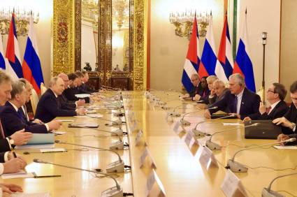 Putin y Díaz-Canel resaltaron el excelente estado de las relaciones entre Cuba y Rusia