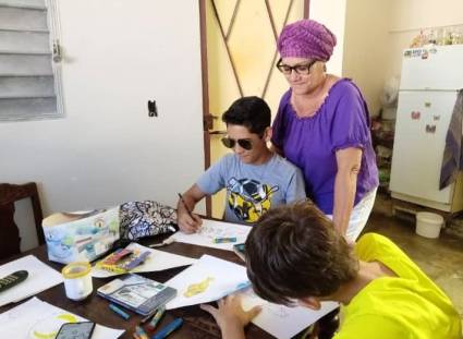 «Los niños se toman muy en serio el trabajo cuando lo hacen, tú le pides, tú le sugieres, tú le dices lo que quieres, ellos te presentan ideas, te dan propuestas y además lo hacen con una total responsabilidad», expresó Lídice.