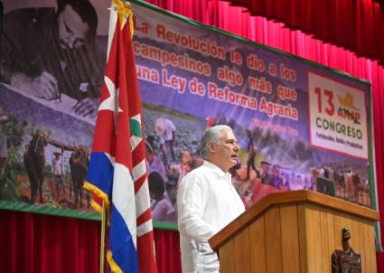 Miguel Díaz-Canel en el XIII Congreso de la Asociación Nacional de Agricultores Pequeños