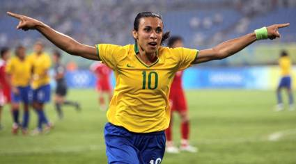 La futbolista brasileña Marta Vieira