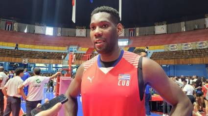 Bisset regresó a la selección nacional y hoy es uno de sus opuestos.