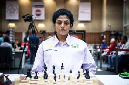 Por su valiente decisión de competir embarazada durante la 44ta. Olimpiada Mundial, Harika Dronavalli fue aclamada por la comunidad ajedrecística planeteria.