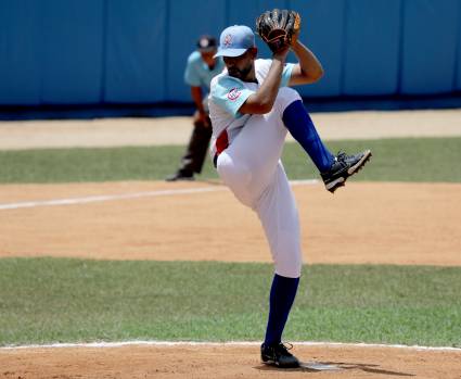El zurdo Ariel Zerquera le dio a los Tigres la primera victoria de la gran final.