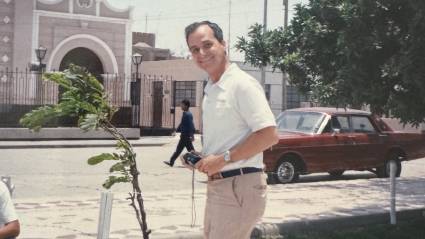 El papa León XIV durante su etapa como pastor en Perú
