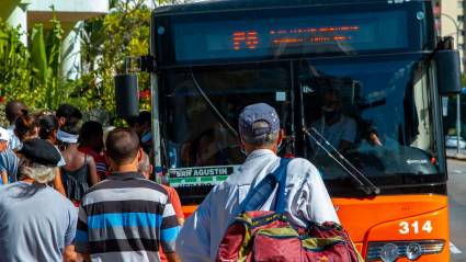 Transportación de pasajeros en Cuba