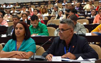 Un amplio debate suscitó el tema económico durante la primera jornada del 5to. Período Ordinario de Sesiones