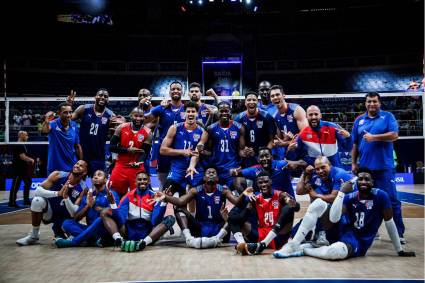 Equipo masculino de voleibol