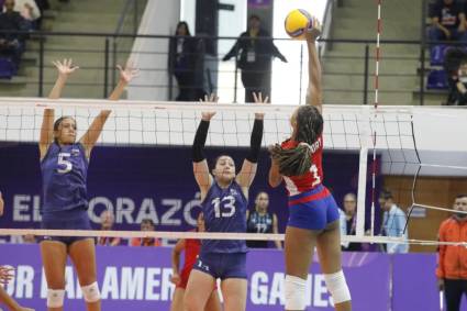 Voleibol femenino de Cuba termina en el quinto puesto en Asunción 2025