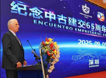 Díaz-Canel dialoga con empresarios