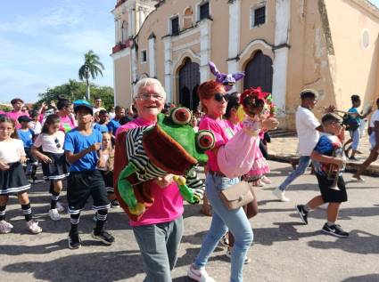 La tradición artística que tomó auge en Cuba a partir de los años 40 del siglo pasado mantiene un fuerte arraigo popular. Foto: Tomada de la cuenta de Instagram del Guiñol de Remedios