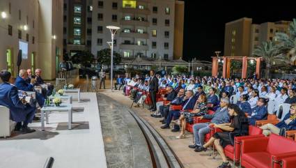 Manuel Marrero Cruz se reunió este jueves con un grupo de colaboradores de la salud que prestan servicio en Catar