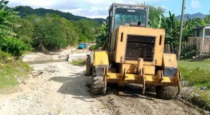 Constructores de Holguín aportan a recuperación en Guantánamo