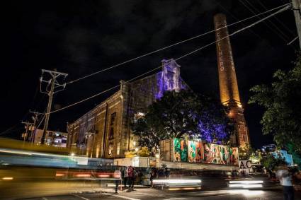 Rechazan prohibición de acceso a jóvenes a Fábrica de Arte Cubano