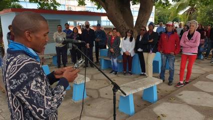 Trabajadores eléctricos de la Isla de la Juventud