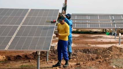 El aumento de la capacidades de generación eléctrica mediante fuentes renovables de energía es una prioridad para Cuba hoy.