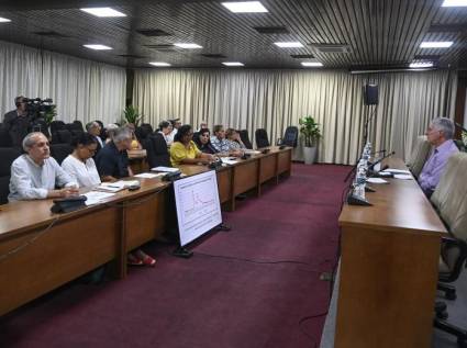 Escuchando a los artífices de un campo del saber y de la praxis que ha sido fruto del desvelo fidelista y que solo pueden ostentar naciones con cierto desarrollo, resultaba inevitable pensar en todo lo que Cuba ha hecho y hace por defender y cuidar la vida de sus hijos.