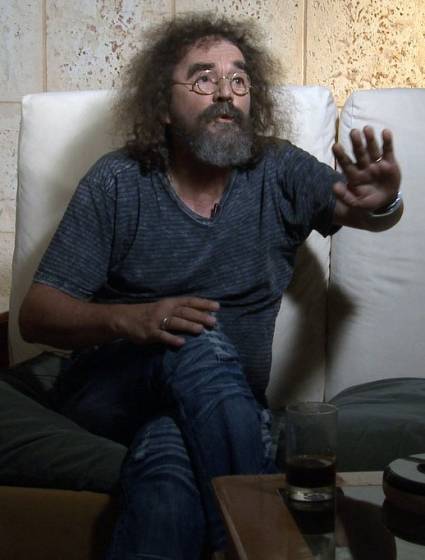 Moisés Rodríguez, o Roberto, como le llama cariñosamente todo su pueblo, es el más reciente Premio Nacional de Humor, otorgado en el año 2024, por su loable obra de toda la vida.