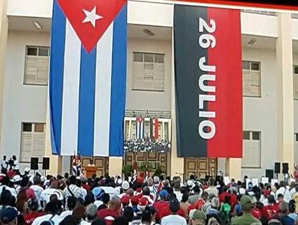 Una representación del pueblo santiaguero expresó al mundo su repudio contra las infames acusaciones al General de Ejército Raúl Castro Ruz