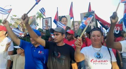 Tribuna abierta en la histórica Plaza de la Libertad (La Carida).