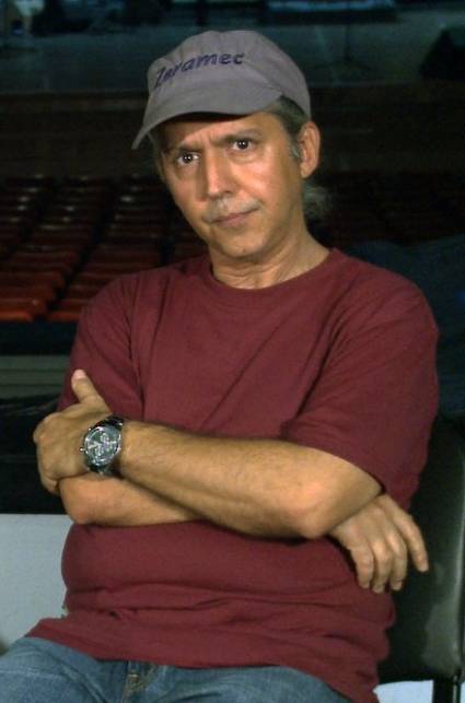Gustavo se ha ganado el aprecio de los humoristas y del pueblo cubano por su entrega profesional en diversos proyectos relacionados con el humor.
