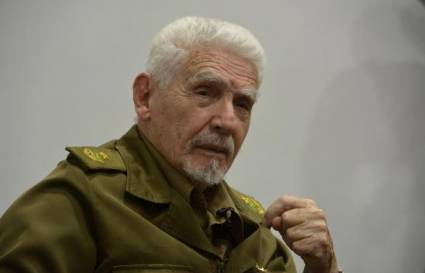 Para generaciones de jefes y oficiales su legado y su ejemplo sembró en nuestras filas la admiración y el repeto hacia el jefe protagonista en la primera línea de combate.