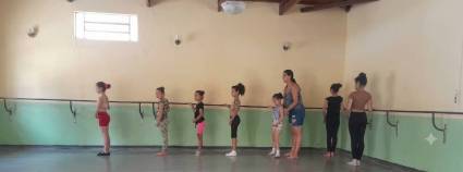 La profesora Laura Laine se siente feliz por los resultados de los encuentros.