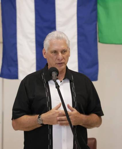 Presidente cubano en Encuentro de solidaridad con Cuba en Pinar del Río en vísperas del aniversario 73 del asalto a los cuarteles Moncada y Carlos Manuel de Céspedes