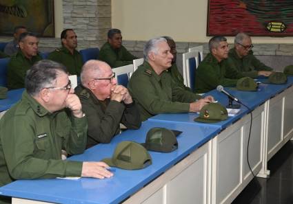 El Presidente del Consejo de Defensa Nacional, Miguel Díaz-Canel Bermúdez, visitó la Zona de Defensa Latinoamericano
