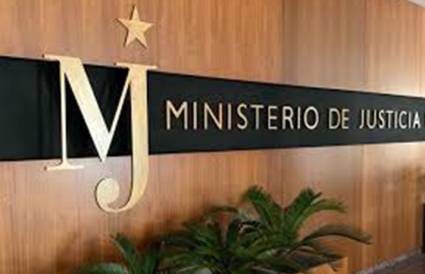 Minjus valida certificaciones manuales como respaldo del sistema registral