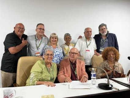La Uneac cumple 65 años porque ha sabido permanecer fiel a su esencia.