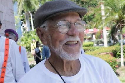 Reyes ostenta, entre muchos lauros, el premio Maestro de Juventudes