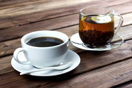 ¿Peligro oculto en una taza de té o café muy caliente?