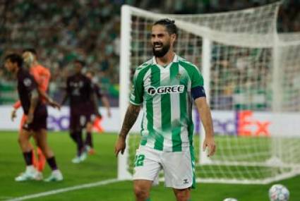 Isco marcó desde el punto penal un gol que enloqueció a toda la ciudad de Sevilla.